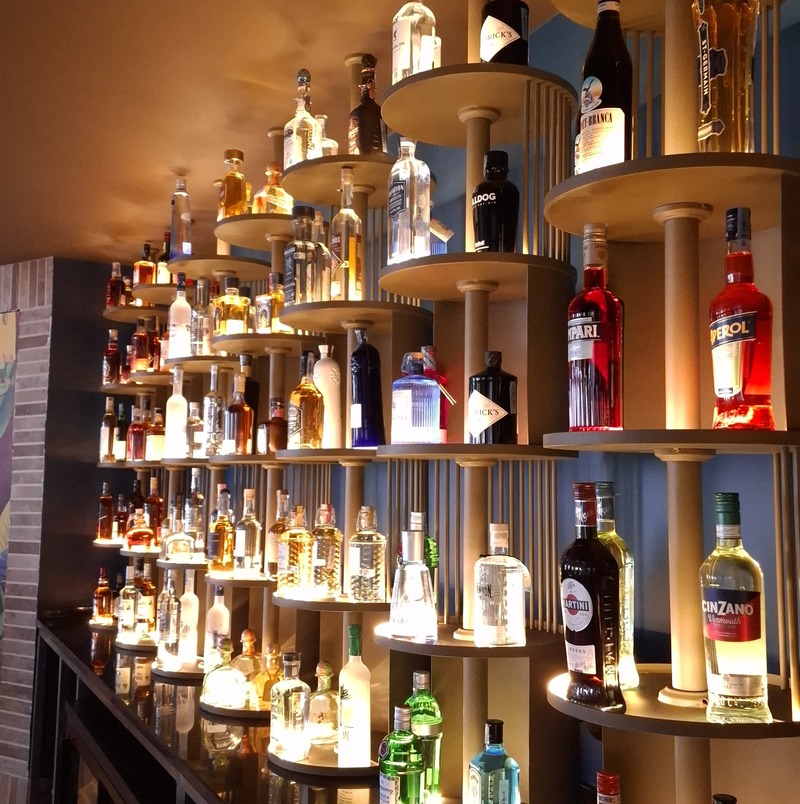 Club on 5, Sheraton Amman, Display setup